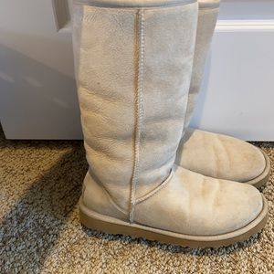 UGG classic tall boot